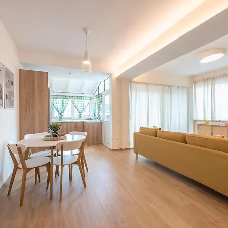 Апартаменты Majestic Penthouse W Acropolis View