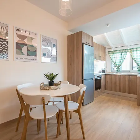 Апартаменты Majestic Penthouse W Acropolis View